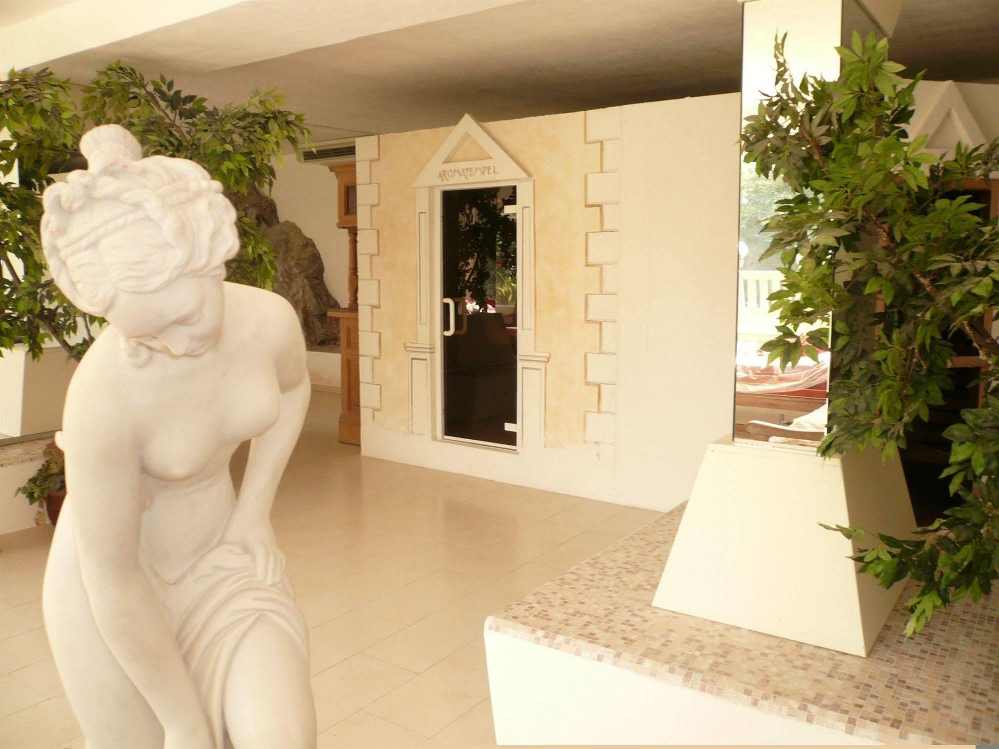 Beach Hotel Eurovil Predore Luaran gambar
